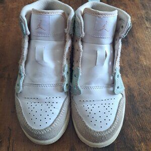 Jordan 1 Mid SE Pink Oxford Size 11